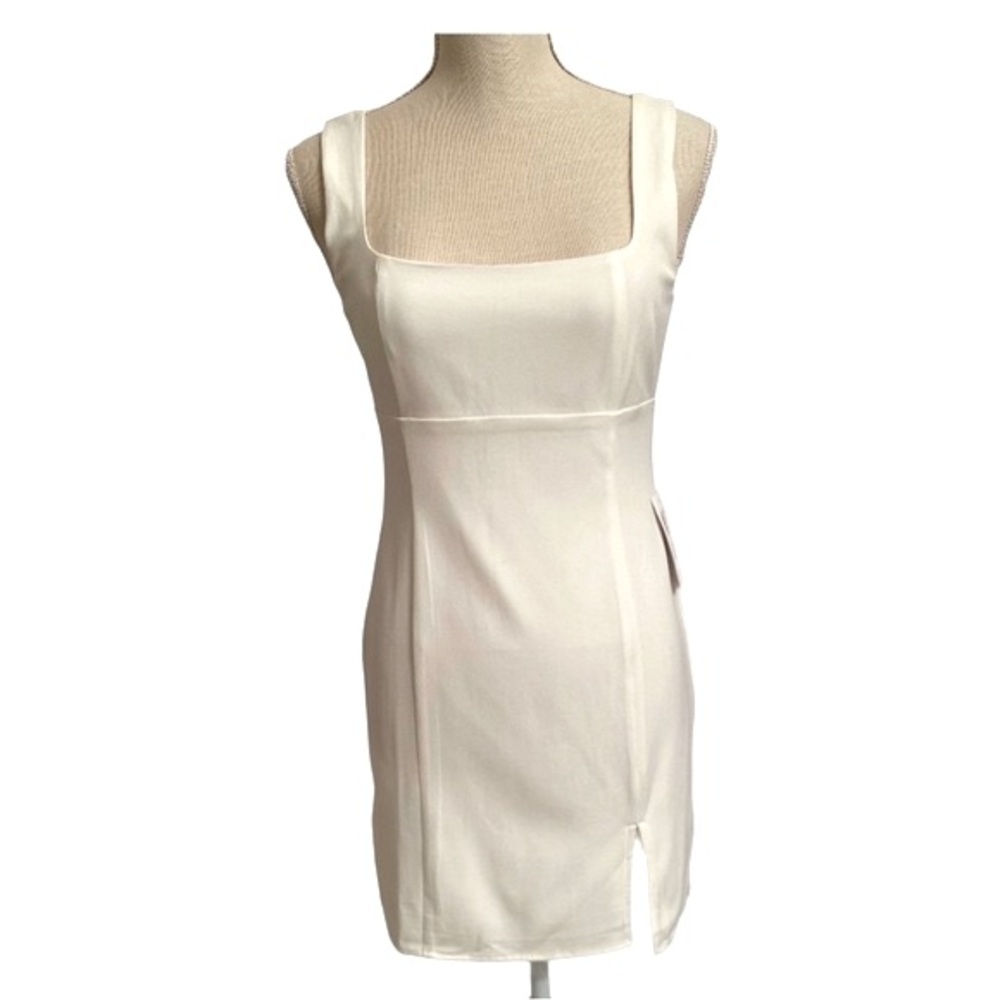 MOD ON TREND Women’s Off White Sleeveless Square Neckline Mini Dress Small NEW